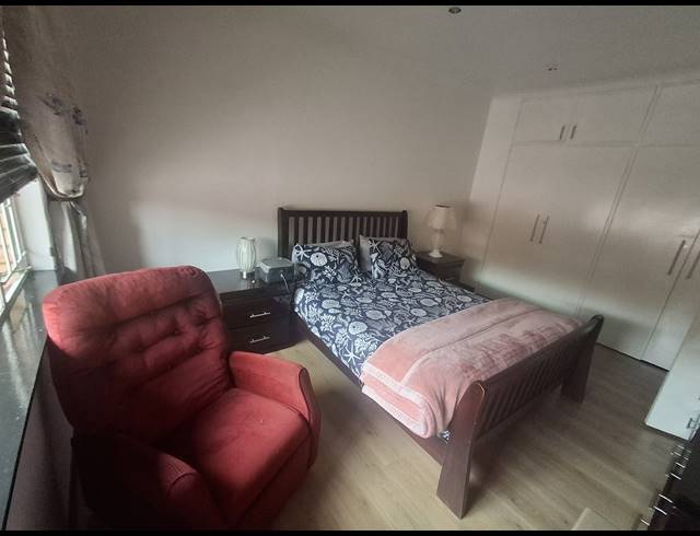 3 BEDROOM APARTMENT FOR SALE IN ALBEMARLE